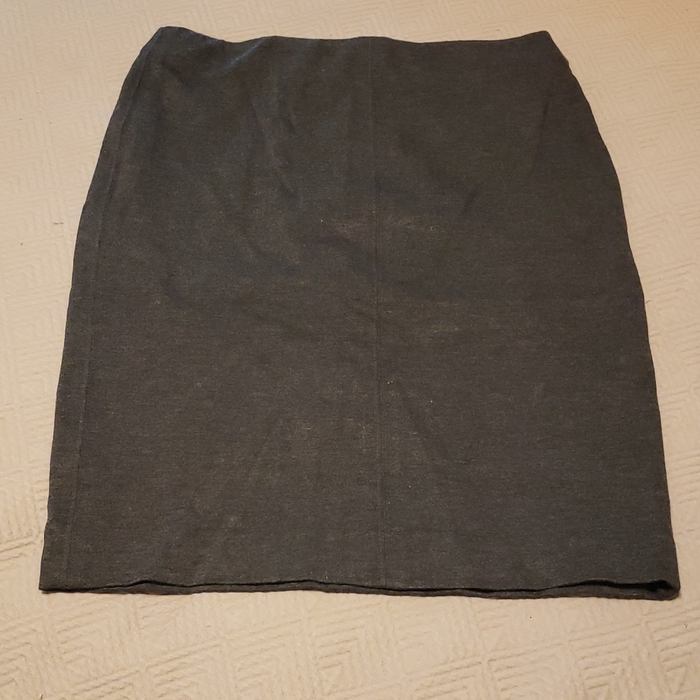 Olivia & Grace pencil skirt size sm